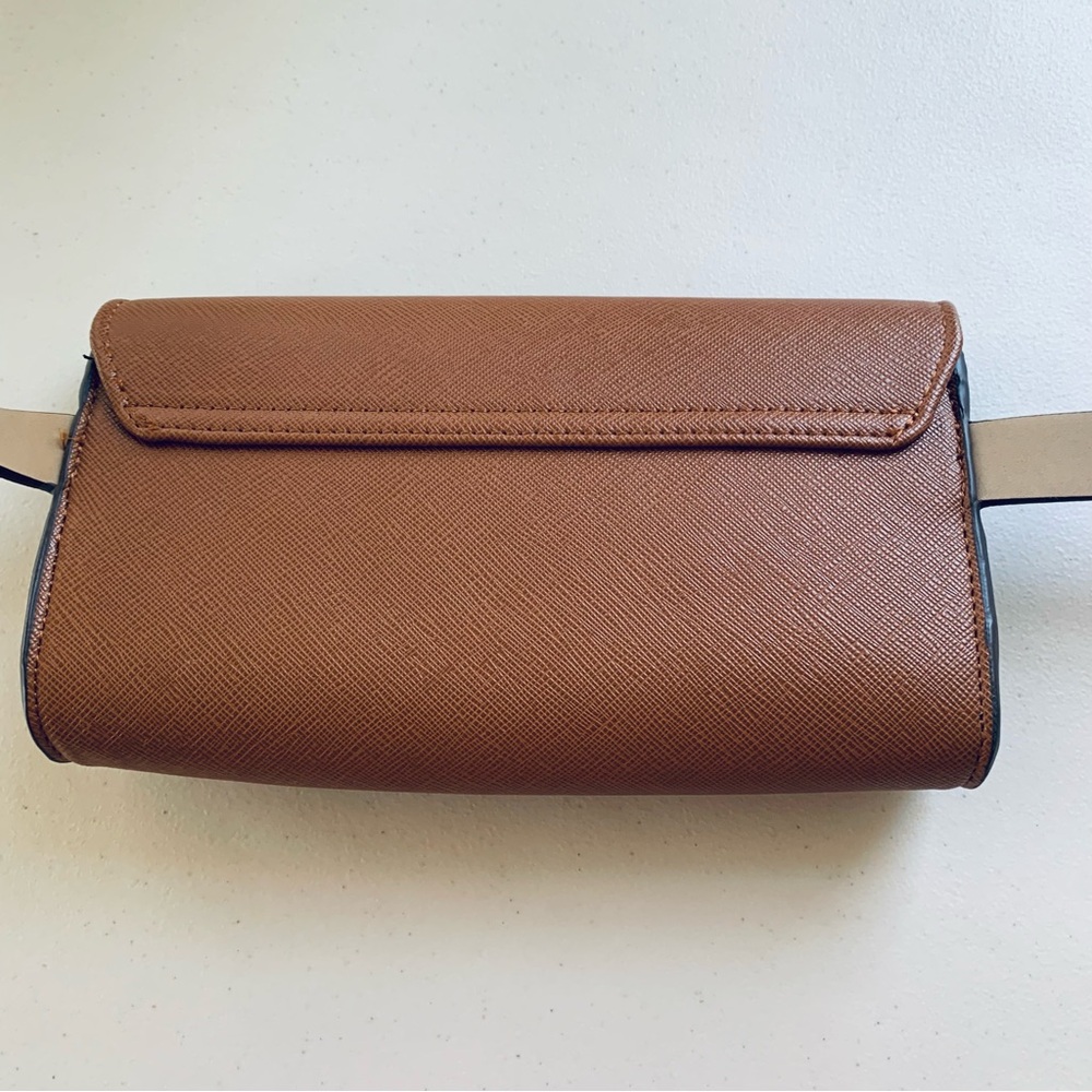 NWT Michael Kors taupe color fax leather belt small bag size S/M - Picture 3 of 11